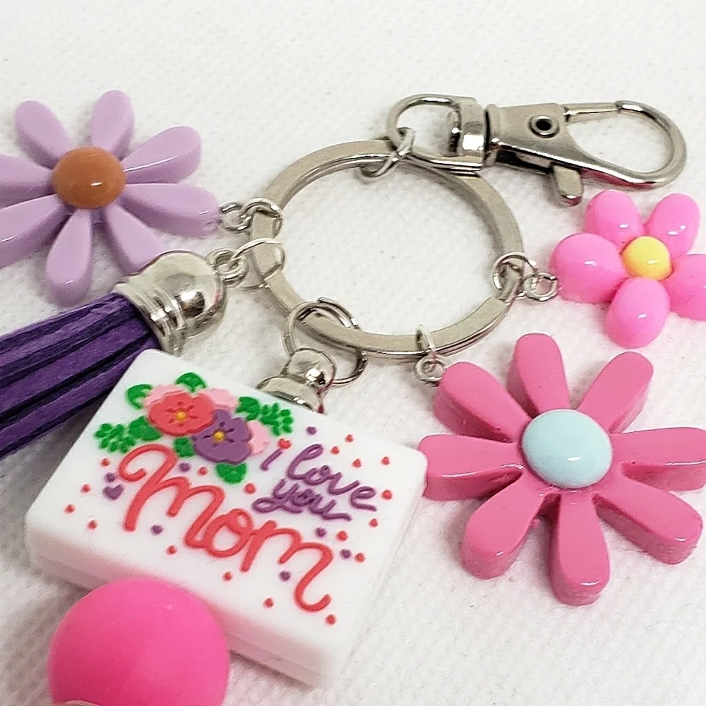 Handmade Silicone Focal Beaded I Love You Mom Keychain